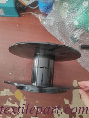 B74635 Spools of edge thread