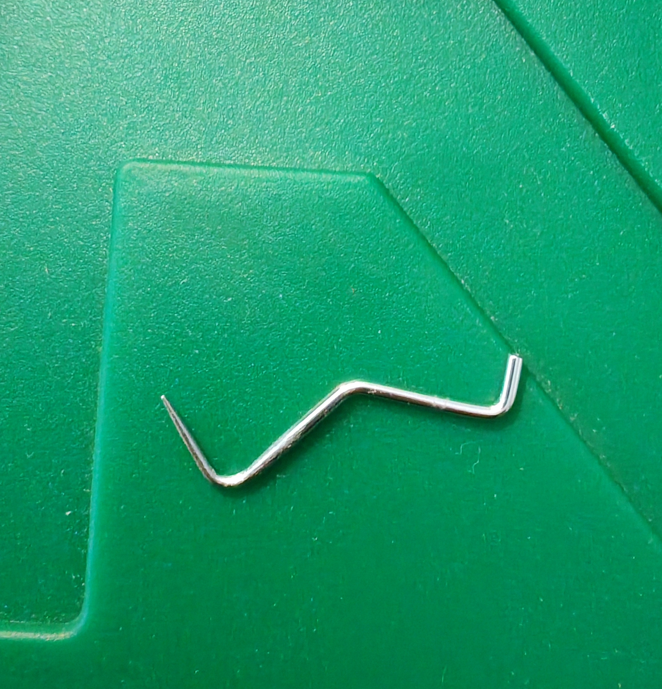 127569A SHOGGING RAKE WIRE